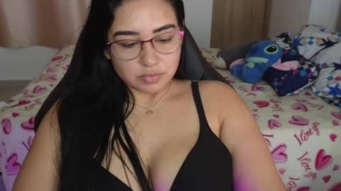 Snapshot of angeleslinda chatting on 15, 2, 2025 anastasia online show from 15, 2, 2025