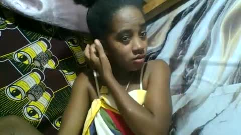 Snapshot of angelettee chatting on 8, 6, 2026 Angelettee online show from 8, 6, 2026