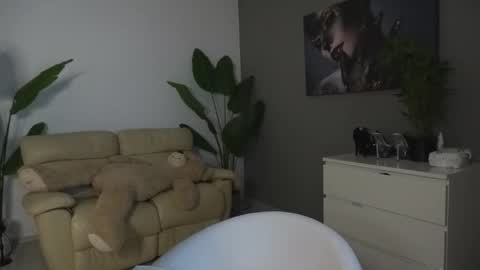 annita online show from 28, 11, 2025