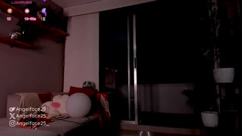 Snapshot of angelface25_ chatting on 29, 9, 2025 . online show from 29, 9, 2025