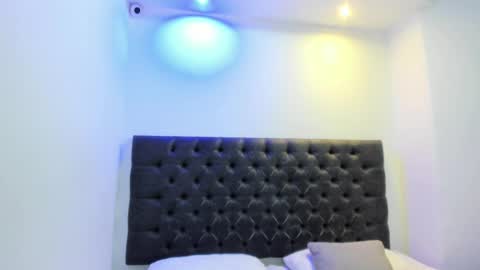 Angeli online show from 25, 9, 2025