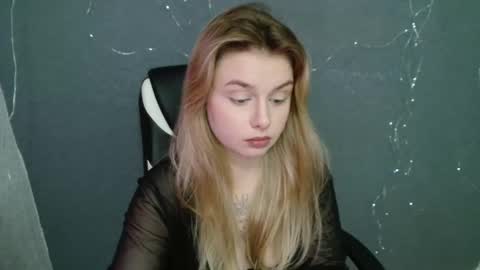 angelicablanch online show from 21, 11, 2025