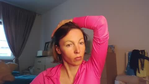 angelicfenix online show from 1, 4, 2026