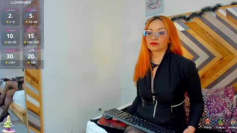 Snapshot of angelina_blanc chatting on 18, 12, 2024 Angelina Blanc online show from 18, 12, 2024