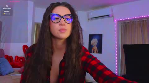 Snapshot of angelina_musse chatting on 22, 9, 2025 Angelina online show from 22, 9, 2025