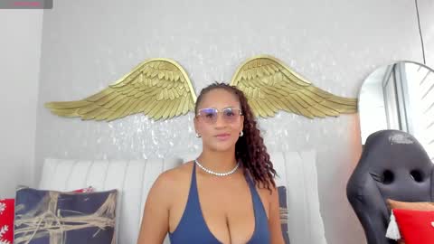 Snapshot of angelina_ruspoli chatting on 28, 4, 2026 Angelina online show from 28, 4, 2026
