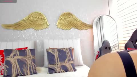 Snapshot of angelina_ruspoli chatting on 7, 5, 2026 Angelina online show from 7, 5, 2026