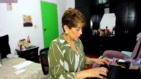 Angelina online show from 15, 3, 2026