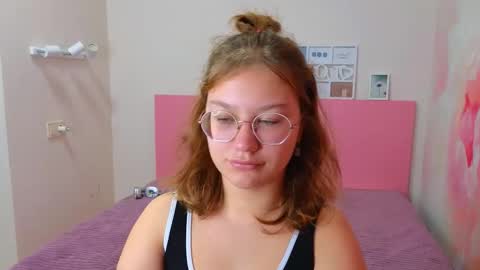 AngelinaLow online show from 14, 10, 2025