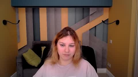 AngelinaLow online show from 9, 3, 2026