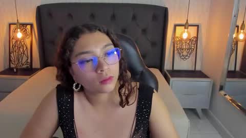 Snapshot of angelinemore chatting on 24, 2, 2026 ANGELINE online show from 24, 2, 2026