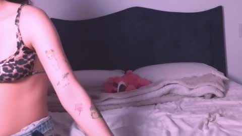 Angelinhaa  online show from 27, 2, 2026