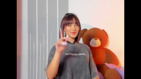 Angelique Murphy online show from 4, 4, 2026