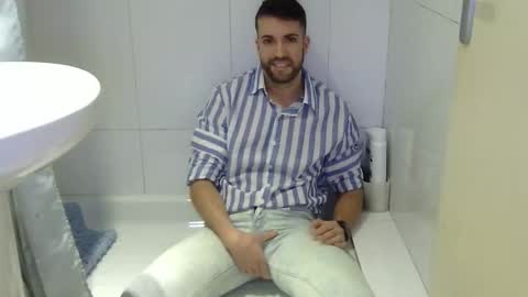 Snapshot of angell102890 chatting on 28, 11, 2025 angell102890 online show from 28, 11, 2025