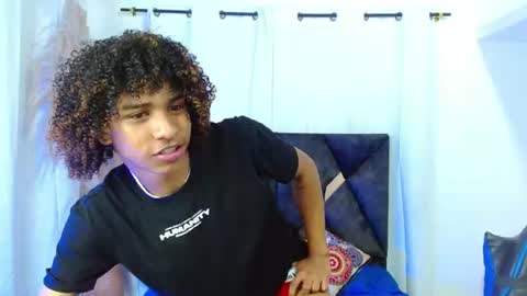 Snapshot of angell18_ chatting on 11, 6, 2026 Angel online show from 11, 6, 2026