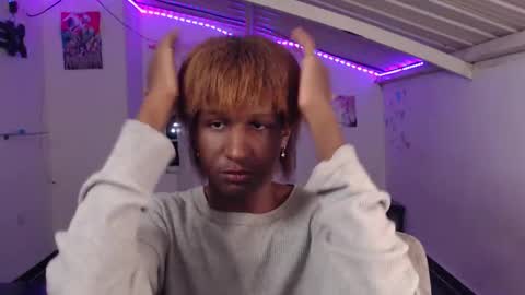 Snapshot of angell_dustt chatting on 4, 12, 2024 Danielle online show from 4, 12, 2024