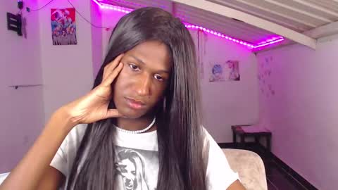 Snapshot of angell_dustt chatting on 18, 12, 2024 Danielle online show from 18, 12, 2024