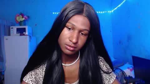 Snapshot of angell_dustt chatting on 17, 9, 2025 Danielle online show from 17, 9, 2025