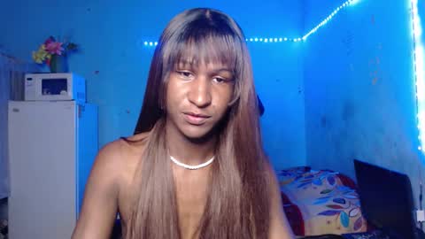 Snapshot of angell_dustt chatting on 15, 10, 2025 Danielle online show from 15, 10, 2025