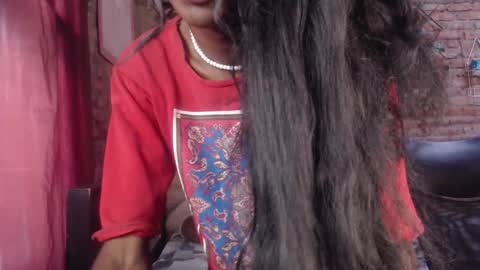 Snapshot of angell_dustt chatting on 21, 12, 2025 Danielle online show from 21, 12, 2025