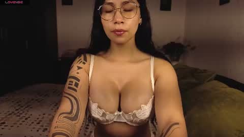  ANGELA ISABELLA  online show from 20, 6, 2026