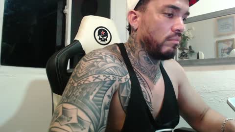 Snapshot of angellatino0 chatting on 4, 12, 2024 angellatino0 online show from 4, 12, 2024