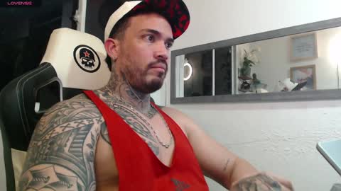 Snapshot of angellatino0 chatting on 17, 12, 2024 angellatino0 online show from 17, 12, 2024