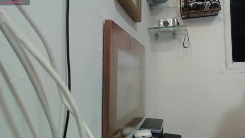 Snapshot of angellatino0 chatting on 19, 12, 2024 angellatino0 online show from 19, 12, 2024