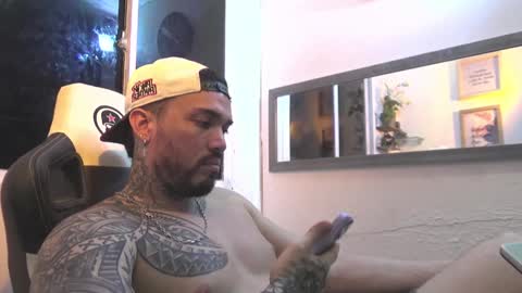Snapshot of angellatino0 chatting on 4, 1, 2025 angellatino0 online show from 4, 1, 2025