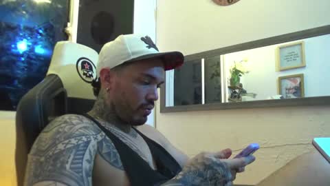 Snapshot of angellatino0 chatting on 24, 1, 2025 angellatino0 online show from 24, 1, 2025