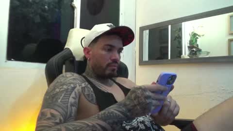 Snapshot of angellatino0 chatting on 31, 1, 2025 angellatino0 online show from 31, 1, 2025