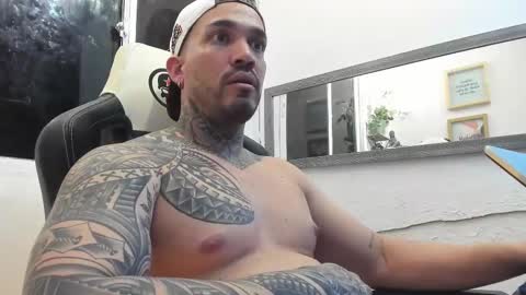 Snapshot of angellatino0 chatting on 13, 2, 2025 angellatino0 online show from 13, 2, 2025
