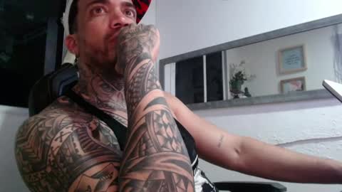 Snapshot of angellatino0 chatting on 12, 3, 2025 angellatino0 online show from 12, 3, 2025