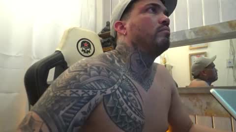 angellatino0 online show from 18, 10, 2025