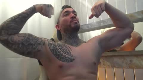 angellatino0 online show from 24, 11, 2025