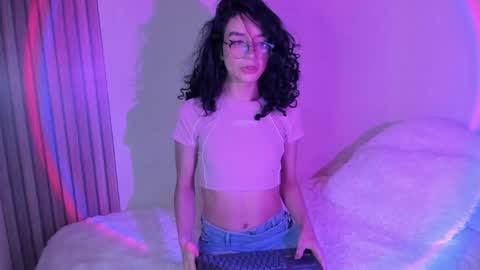 Snapshot of angellike_doll chatting on 27, 5, 2026 Angellike online show from 27, 5, 2026
