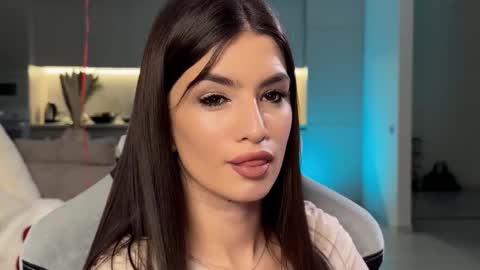 angelmi171 online show from 6, 11, 2025