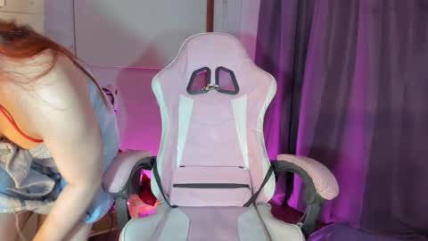 Snapshot of angelmoanster2 chatting on 23, 5, 2026 angel online show from 23, 5, 2026