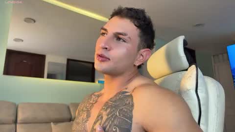 Angelo Ferro online show from 30, 6, 2026