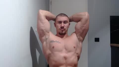  ------- SEX SHOW WITH GUYS AND GIRLS  MUSCLE SHOW online show from 1, 12, 2024