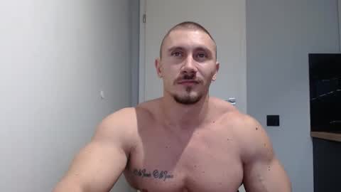  ------- SEX SHOW WITH GUYS AND GIRLS  MUSCLE SHOW online show from 25, 12, 2024