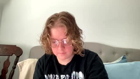 Angel of Light online show from 4, 3, 2025