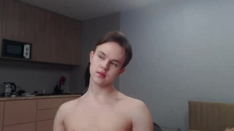 Snapshot of angelraaay chatting on 19, 5, 2026 Angel online show from 19, 5, 2026