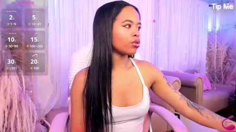 Snapshot of angelsmia_ chatting on 17, 9, 2025 MIA available content ask online show from 17, 9, 2025