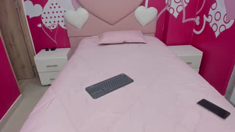 Snapshot of angelstonne_ chatting on 10, 2, 2025 Angel online show from 10, 2, 2025