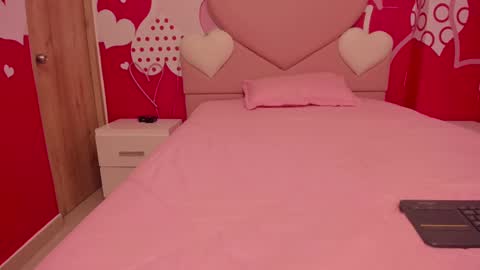 Snapshot of angelstonne_ chatting on 14, 2, 2025 Angel online show from 14, 2, 2025