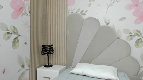 Snapshot of angelstonne_ chatting on 7, 3, 2025 Angel online show from 7, 3, 2025