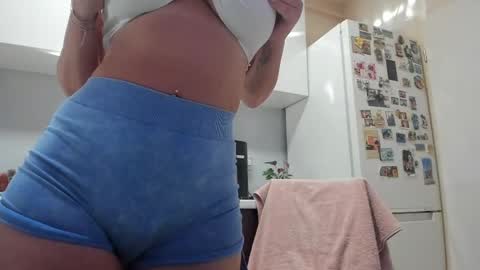 Snapshot of angelsuitlove chatting on 18, 5, 2026 EXCLUSIVE ON CHATURBATE my twitter Patricia Patyangelsuitlove online show from 18, 5, 2026
