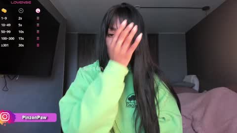 Snapshot of angie_mcqueen chatting on 14, 1, 2025 angie online show from 14, 1, 2025