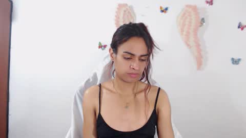 Snapshot of angie_tssex chatting on 6, 3, 2025 ints marianaroldan945 online show from 6, 3, 2025